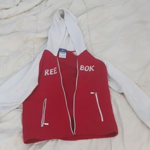 Cover hoodie. (No zipper)